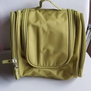 Chartruse Washable MakeUp case